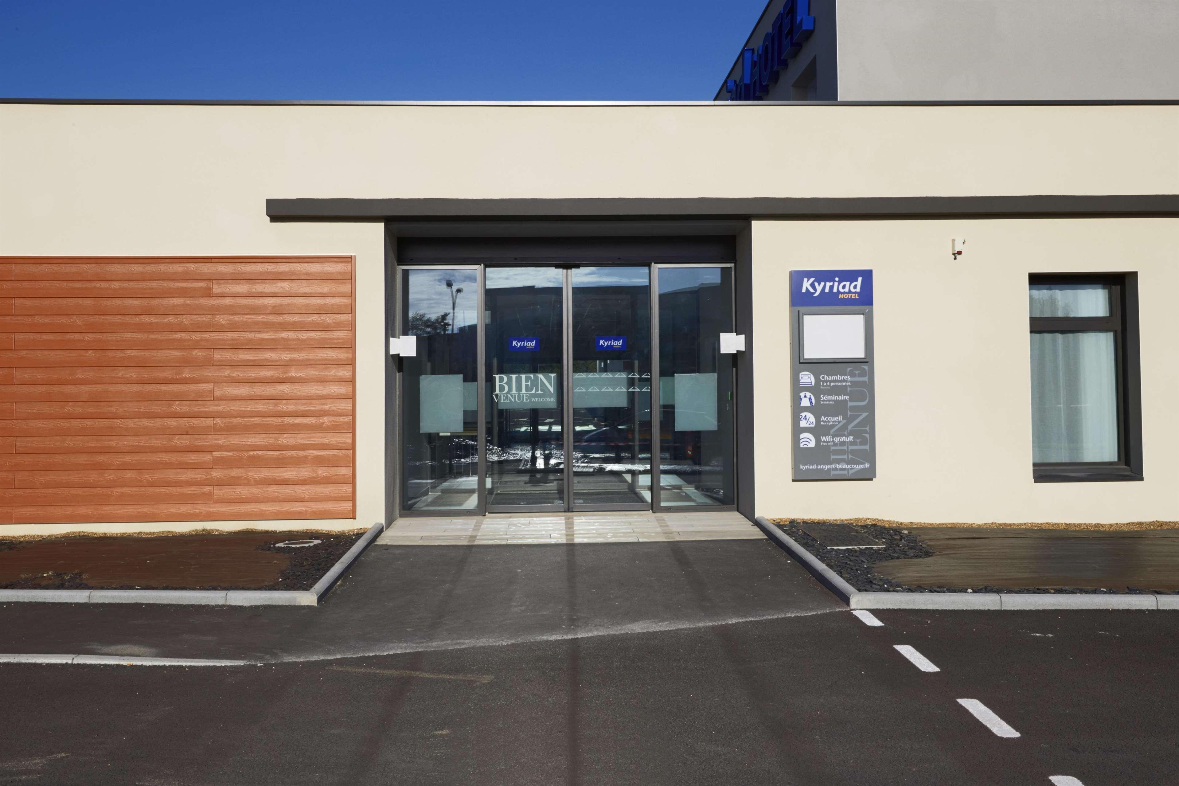 Kyriad Angers Ouest Beaucouze Exterior photo